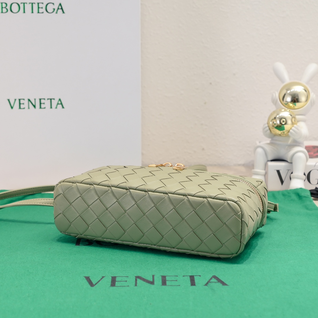 Bottega Veneta Cosmetic Bags